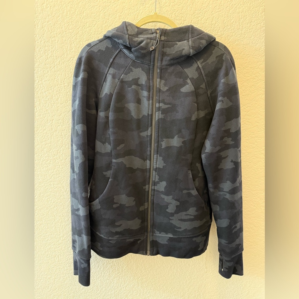 Lululemon zip up hooded sweatshirt